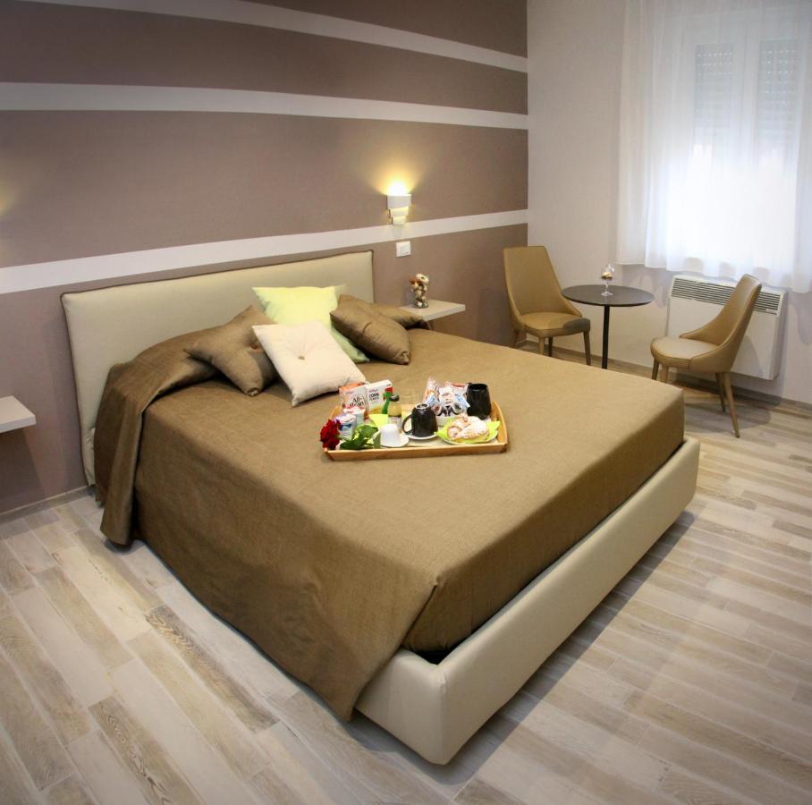 Relais Marlene Bed & Breakfast Avezzano Luaran gambar